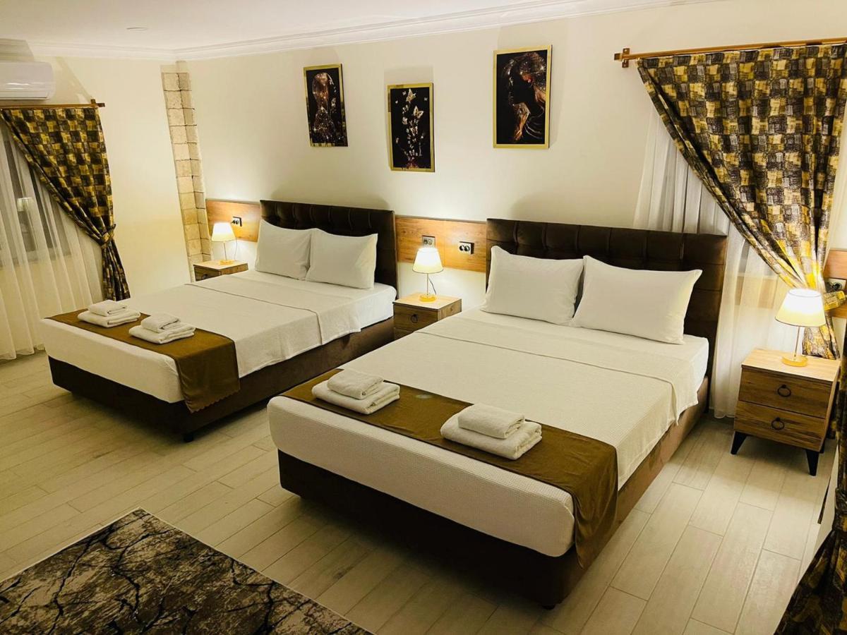 Hotel Sirius